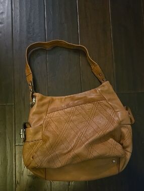 Classic Quilted Shoulder Bag in Tan
